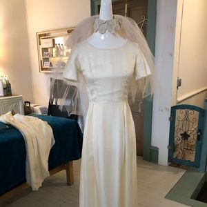 Vintage wedding dress 1930’s.